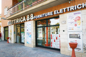 La sede e il punto vendita di Via Bravetta