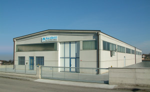 Vista dall’esterno della sede produttiva di Elettromeccanica Ancellotti.